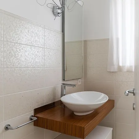 Apartment Il Parco 11 By Quokka 360 - In The Business Centre Of *